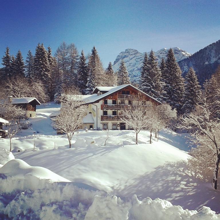 Rifugio Caltena เฟียรา ดี พรีเมียโร ภายนอก รูปภาพ